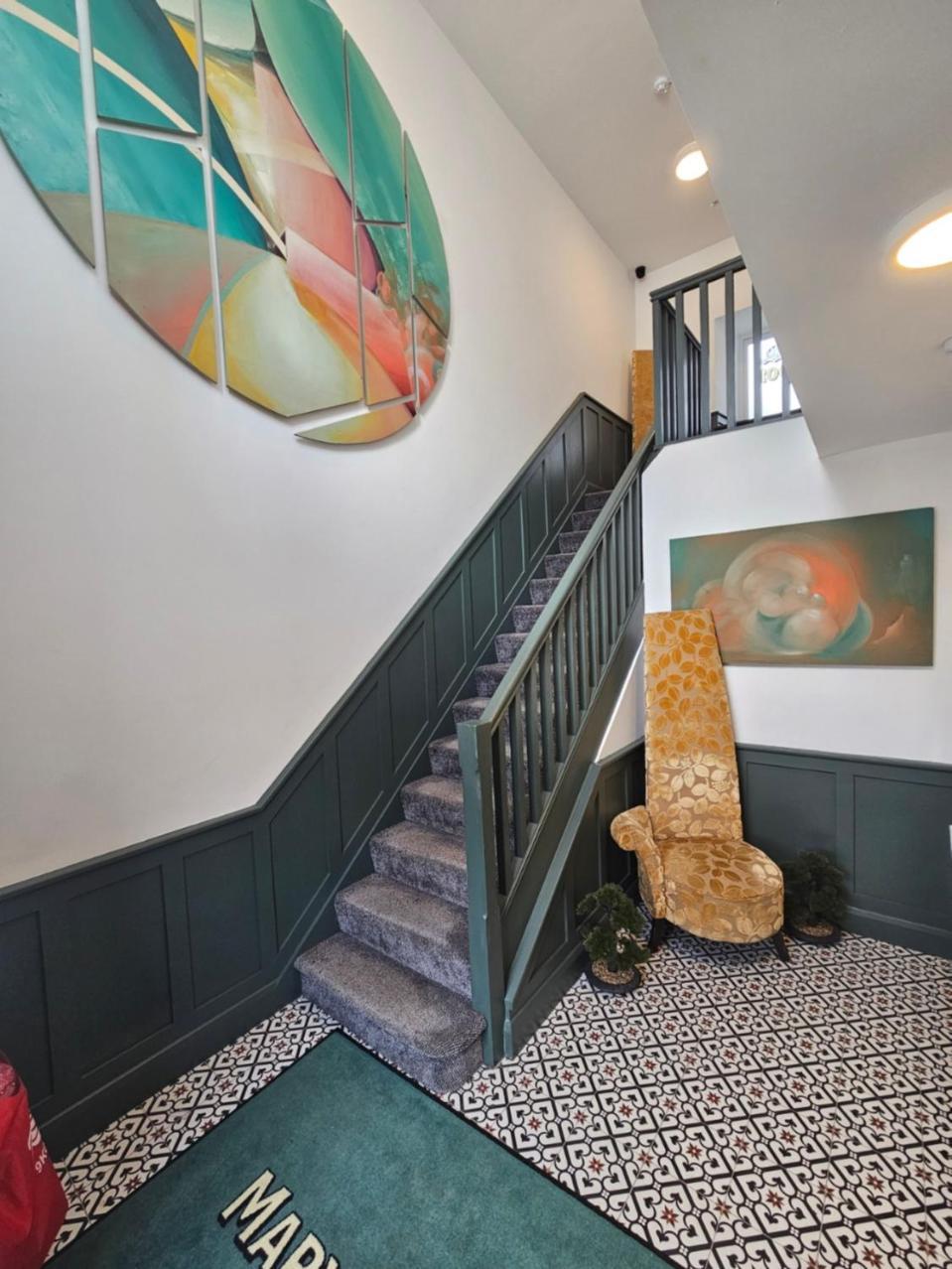 Mary Mullen'S Rooms Eyre Square. Galway Exterior photo
